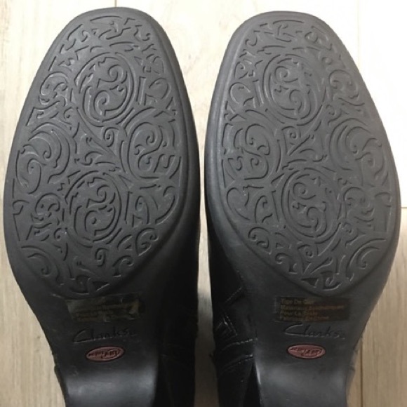 Clarks Women Ankle Boots EUC - Picture 6 of 6